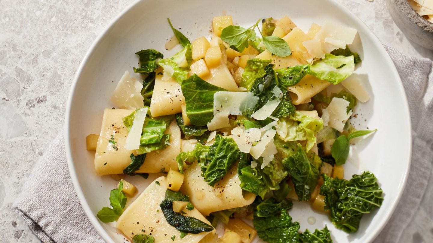 Paccheri mit Kartoffelgemüse Rezept - [ESSEN UND TRINKEN]