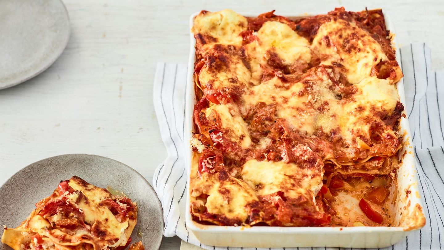 Paprika-Lasagne mit Ziegenkäse Rezept - [ESSEN UND TRINKEN]