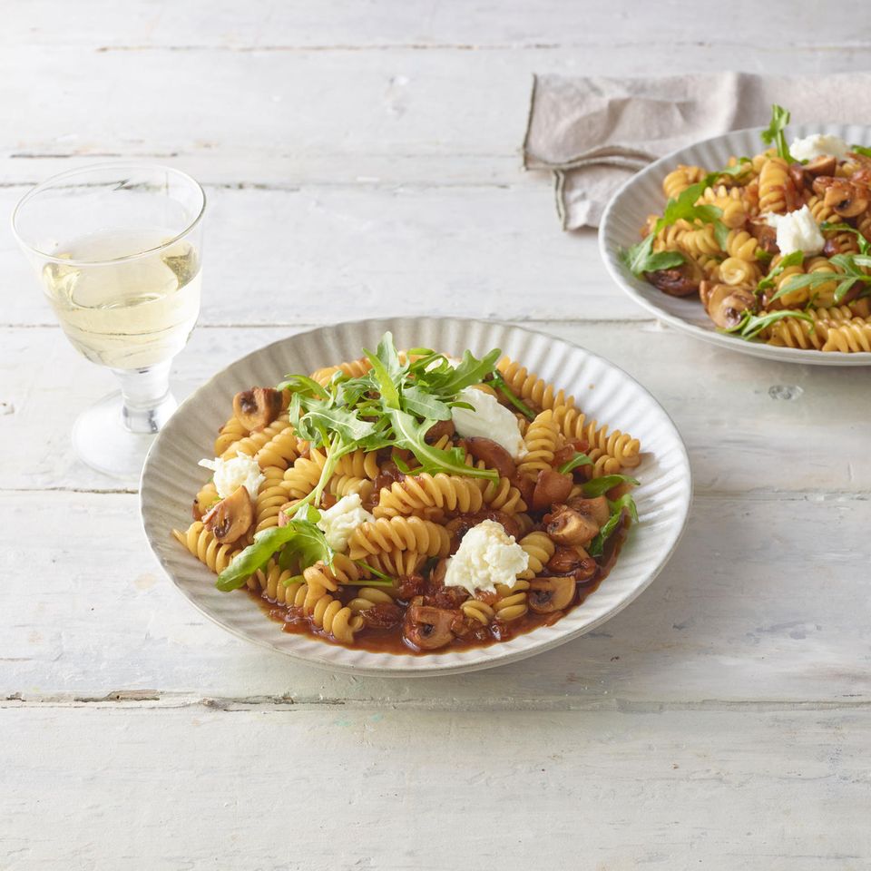 Zwiebel-Pilz-Pasta Rezept - [ESSEN UND TRINKEN]