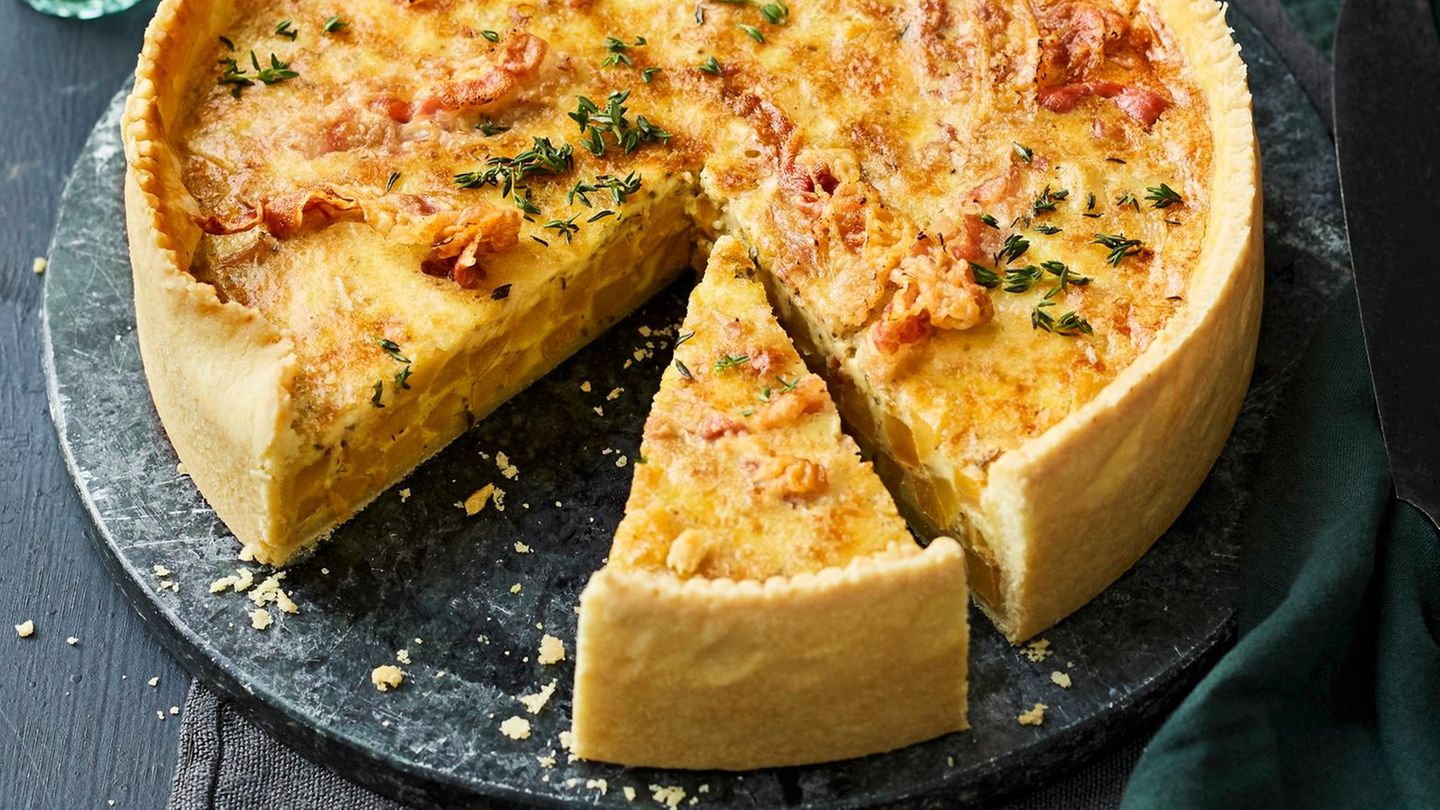 Steckrüben-Quiche mit Endiviensalat Rezept