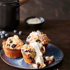 Blaubeer-Muffins mit Crème Chantilly