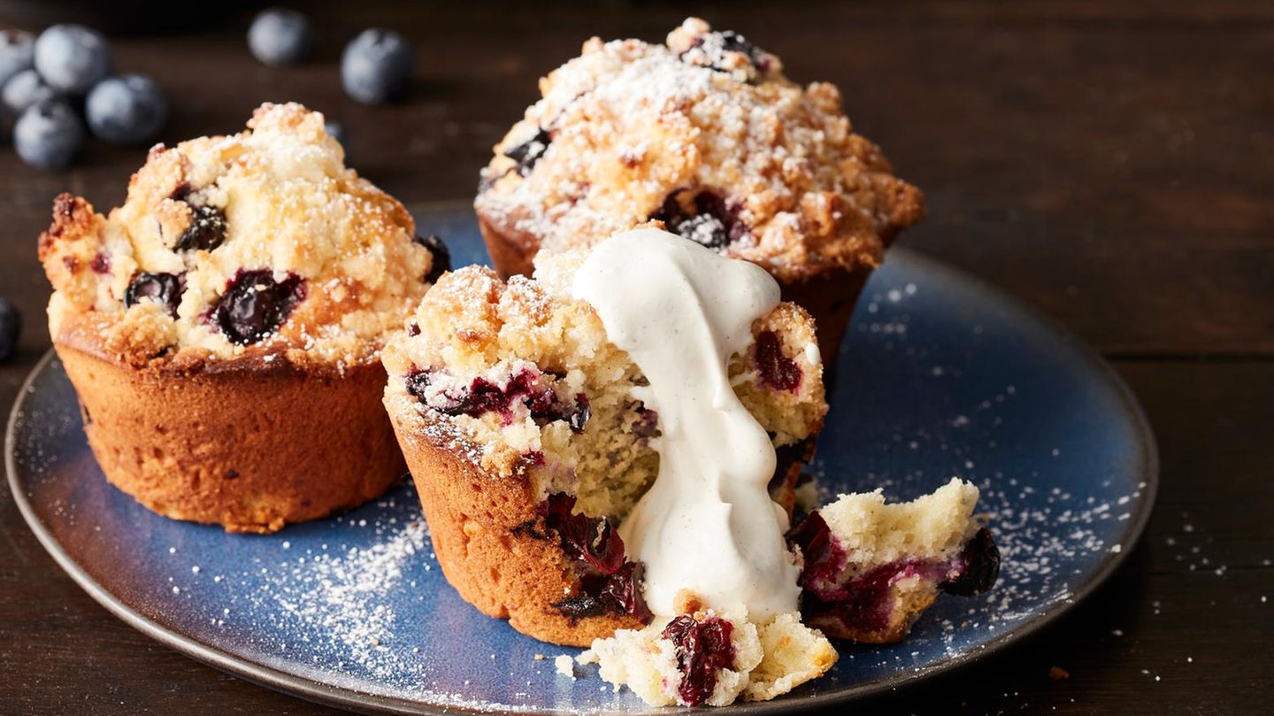 Blaubeer-Muffins mit Crème Chantilly