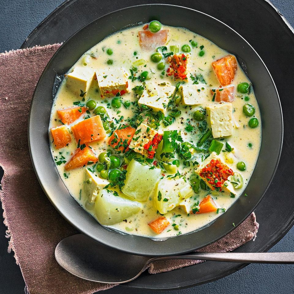Gemüseeintopf mit Tofu Rezept - [ESSEN UND TRINKEN]