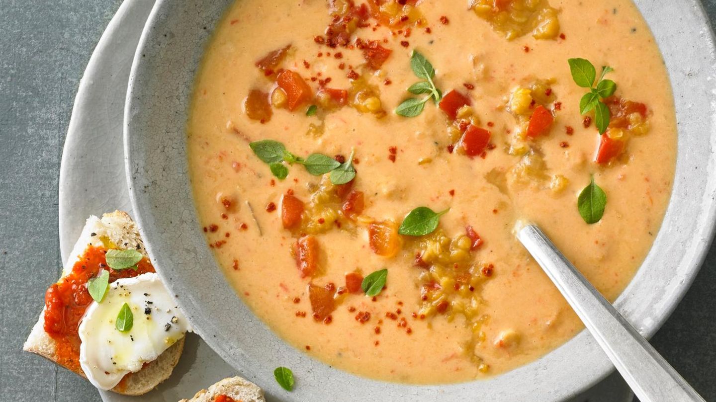 Rote-Linsen-Paprika-Suppe Rezept - [ESSEN UND TRINKEN]