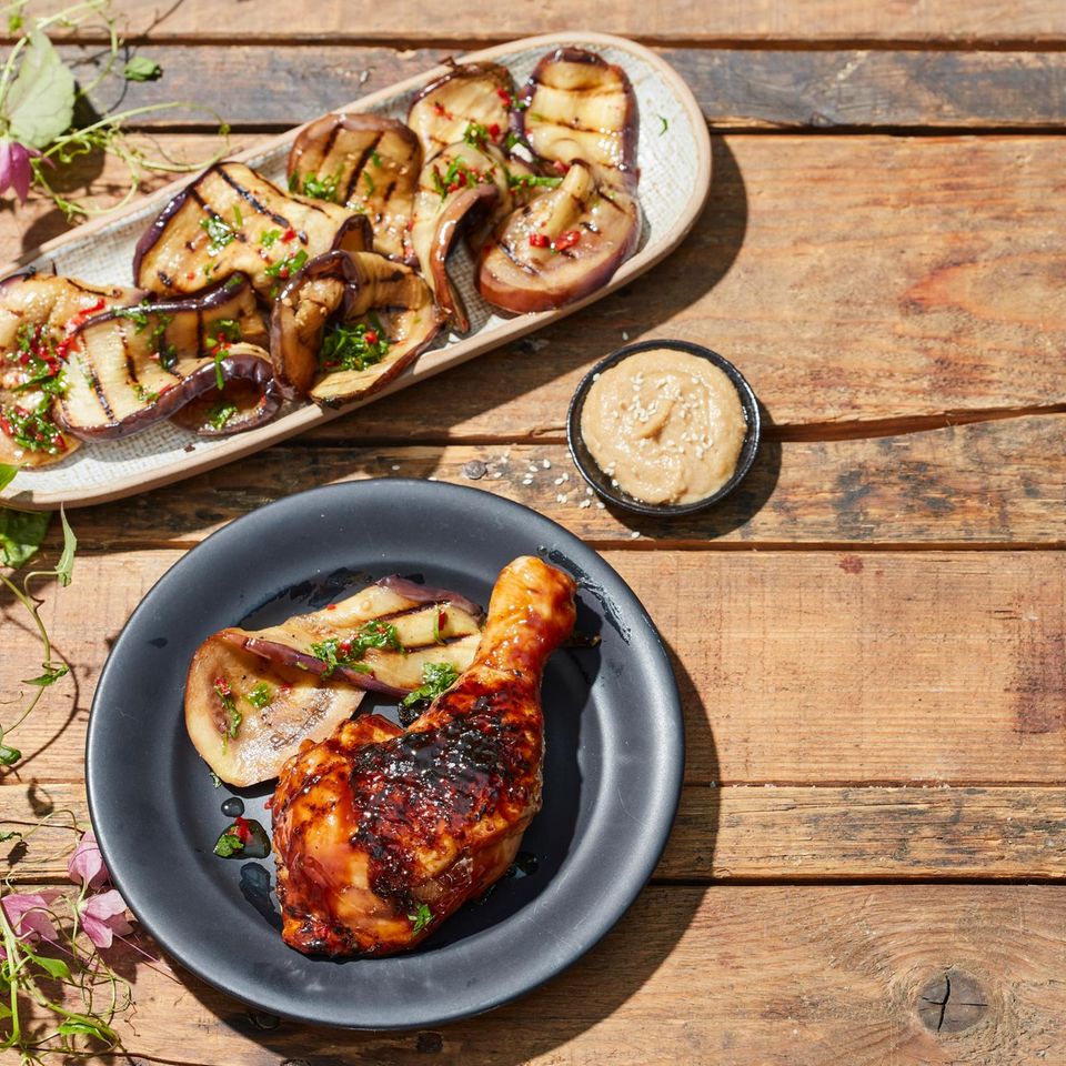 Teriyaki-Chicken mit gegrillter Aubergine Rezept - [ESSEN UND TRINKEN]