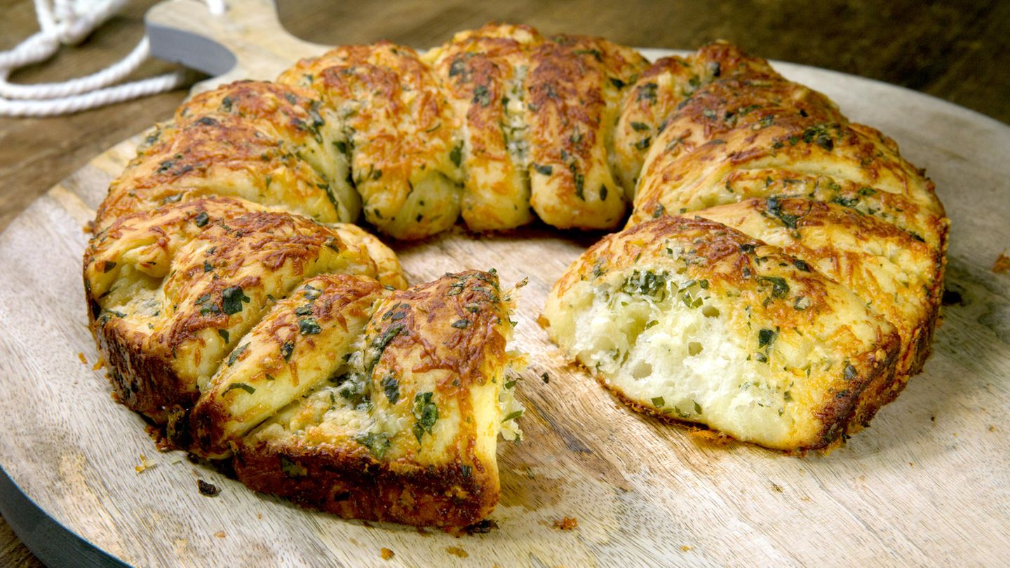 Knoblauchbrot selber machen: Rezept