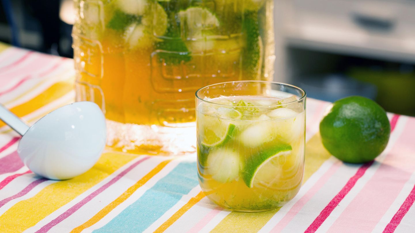 Caipirinha-Bowle Rezept