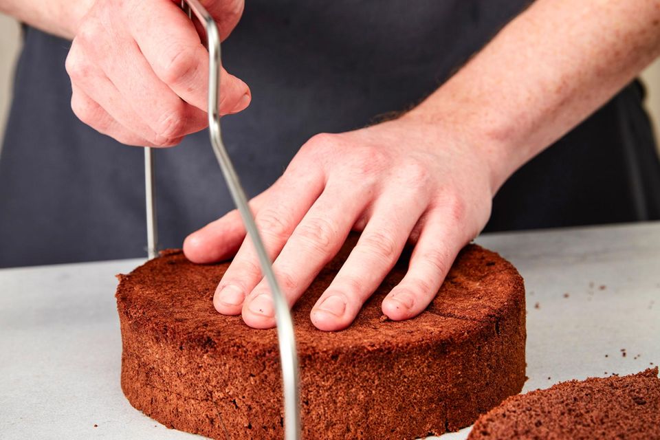 Johannisbeer-Schoko-Torte mit Vanillecreme Rezept - [ESSEN UND TRINKEN]