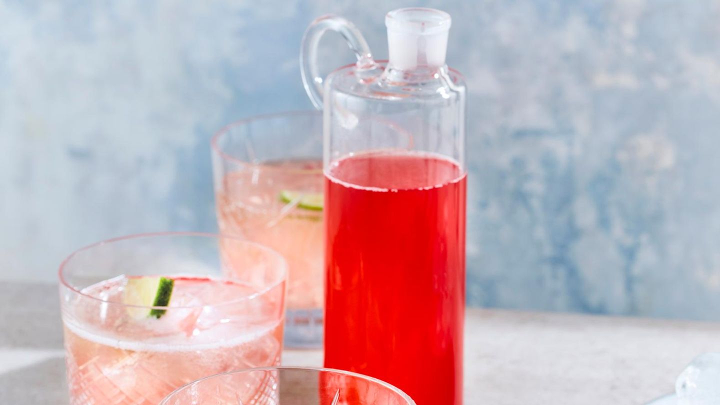 Rhubarb Diamond Fizz Rezept