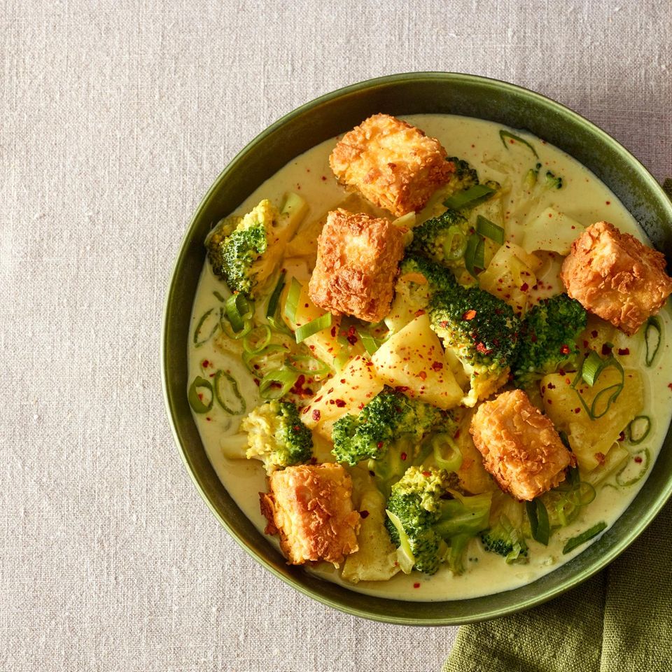 Broccoli-Curry mit Knuspertofu