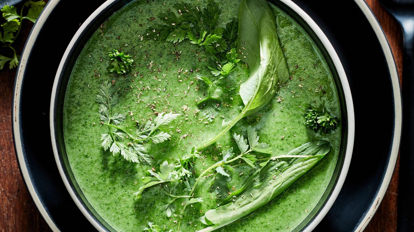 Sieben-Kräuter-Suppe Rezept