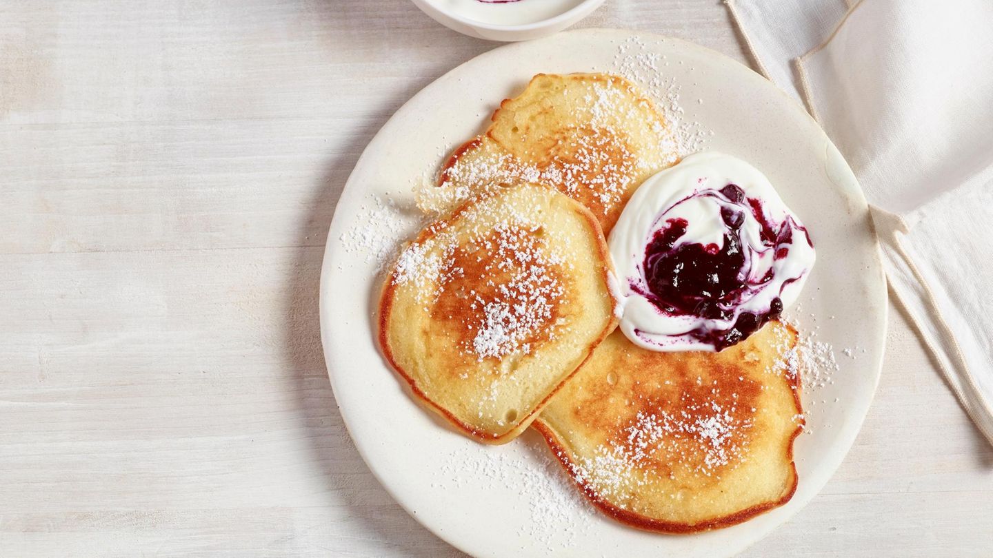 Skyr-Blini mit Konfitüre Rezept
