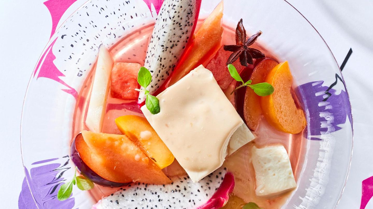 Asia-Obstsalat mit süßem Seidentofu Rezept