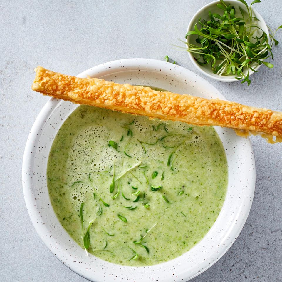 Brokkoli-Suppe Rezept - [ESSEN UND TRINKEN]
