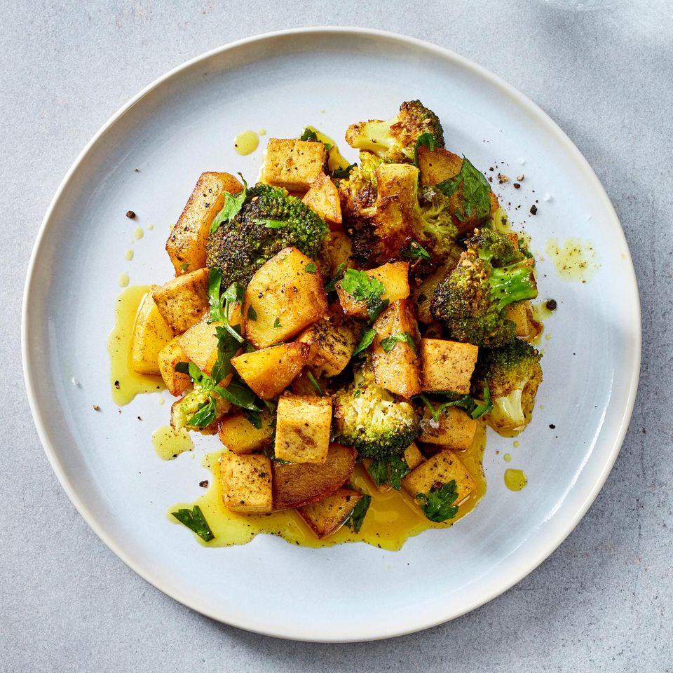 Brokkoli-Tofu-Pfanne Rezept - [ESSEN UND TRINKEN]