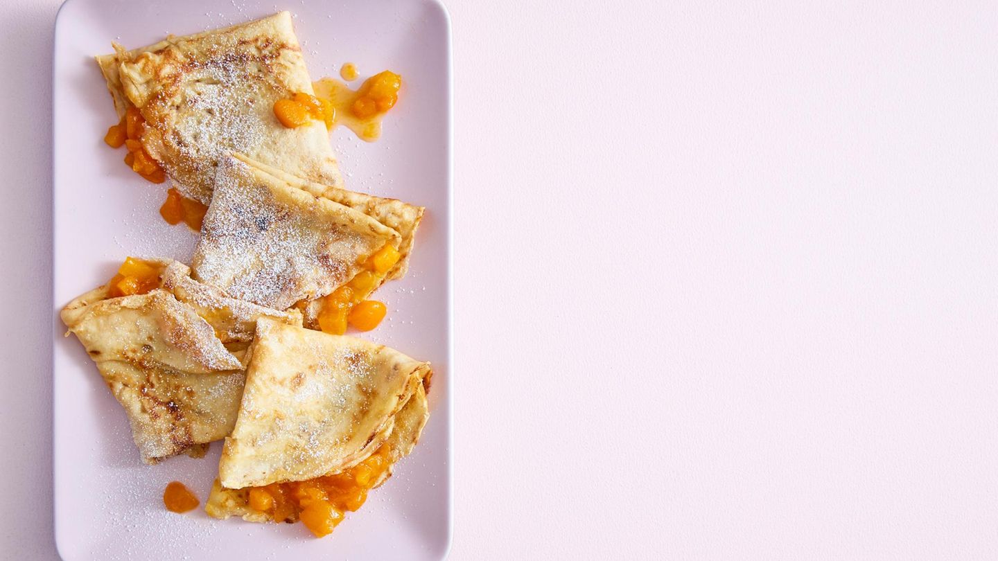 Crêpes mit Aprikosenkompott Rezept