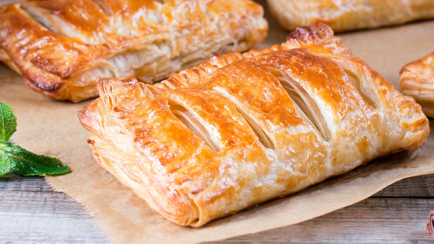 Apfeltaschen mit Blätterteig: einfaches & schnelles Rezept