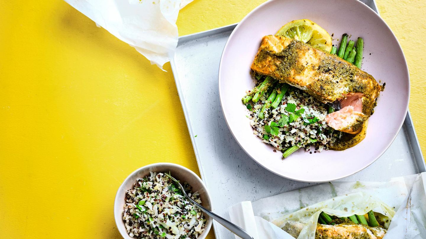 Lachs-Bohnen-Päckchen mit Quinoa-Blumenkohl Rezept