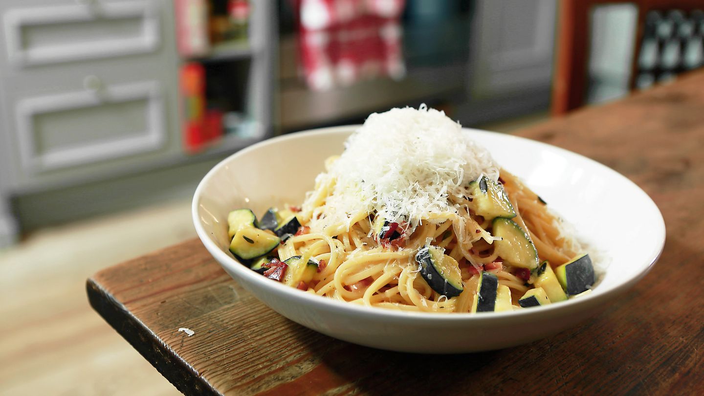 Zucchini-Carbonara Rezept