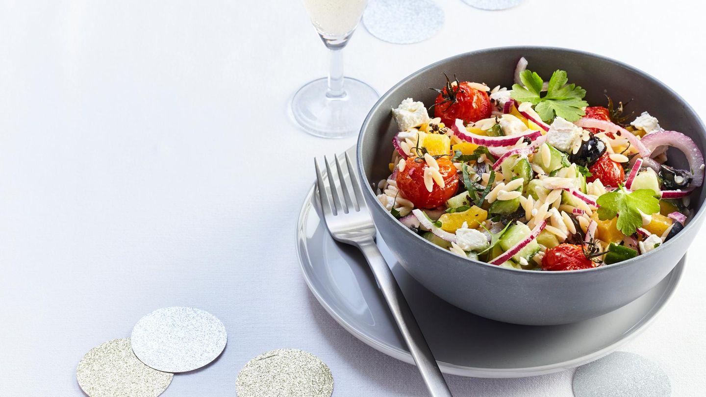 Griechischer Nudelsalat mit Feta