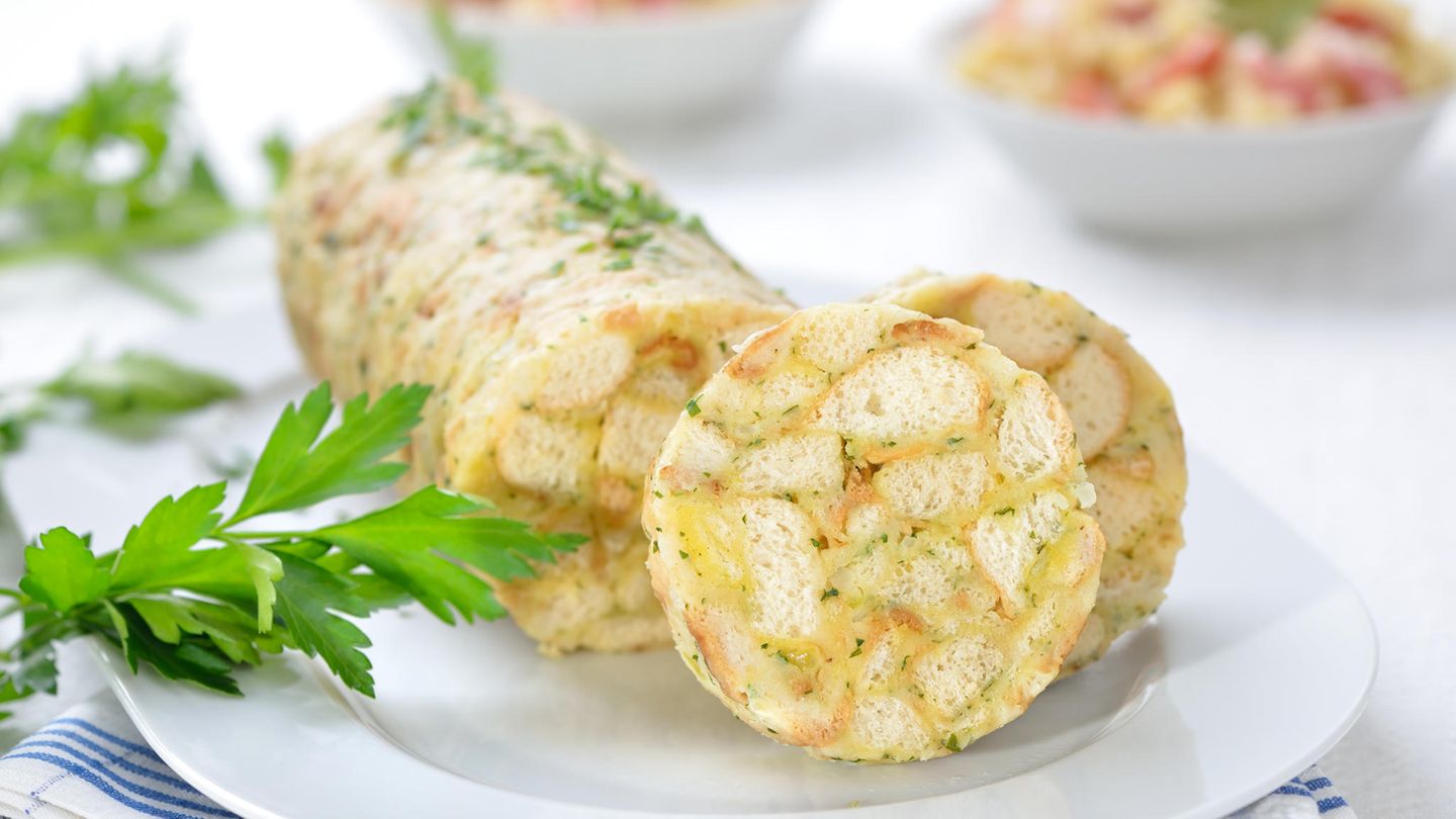 Serviettenknödel Rezept – einfach & lecker