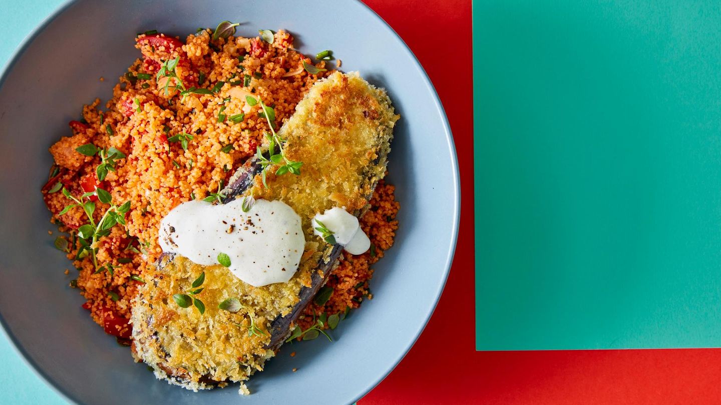Auberginen-Schnitzel mit Couscous-Salat Rezept - [ESSEN UND TRINKEN]