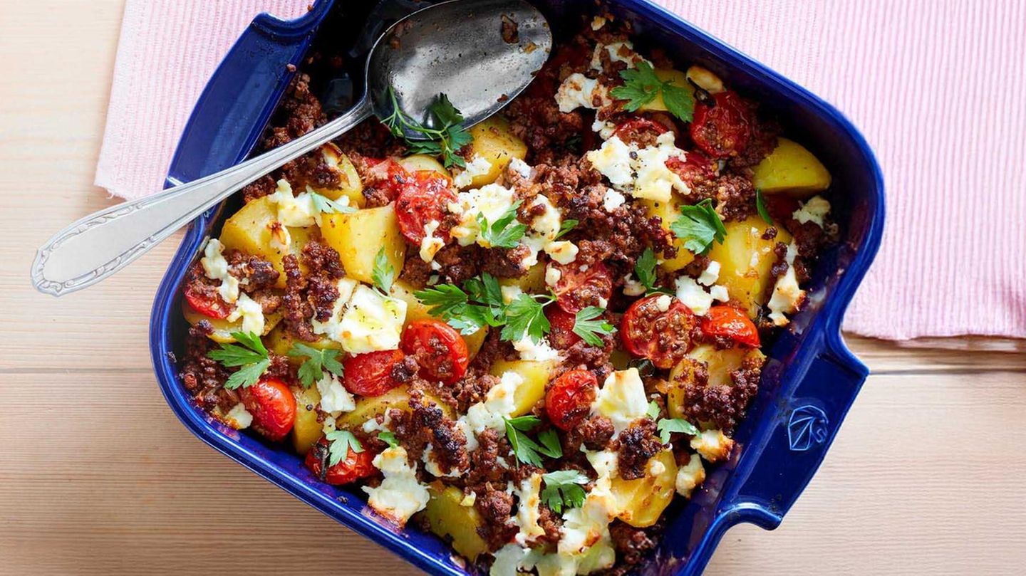 Kartoffel-Hack-Auflauf mit Feta: schnell & einfach