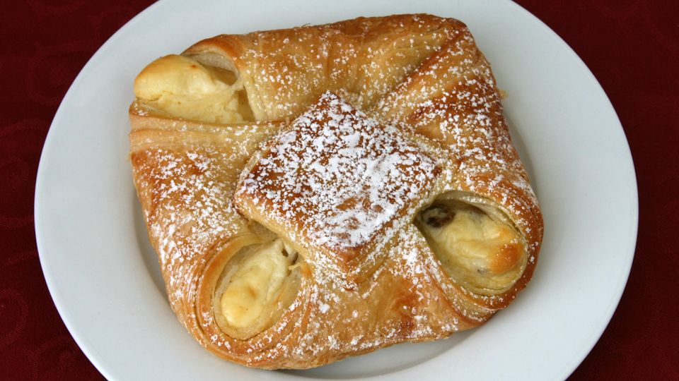 Apfeltaschen mit Blätterteig: einfaches &amp; schnelles Rezept - [ESSEN UND ...