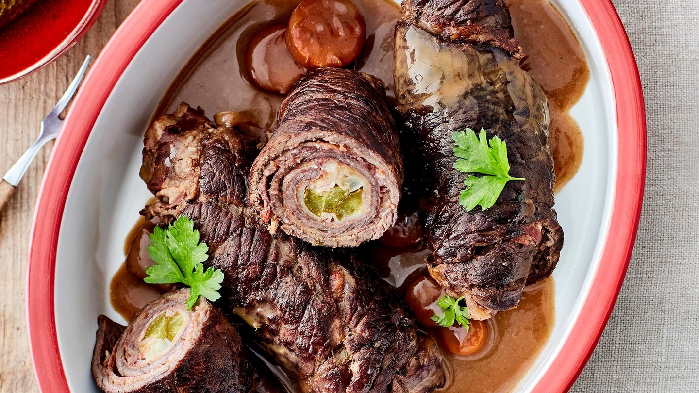 Rotwein-Rouladen mit Speckfüllung - [ESSEN UND TRINKEN]