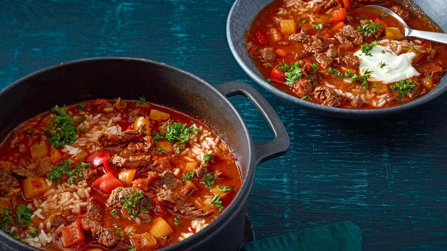 Paprika-Reis-Topf: Rezept - [ESSEN UND TRINKEN]