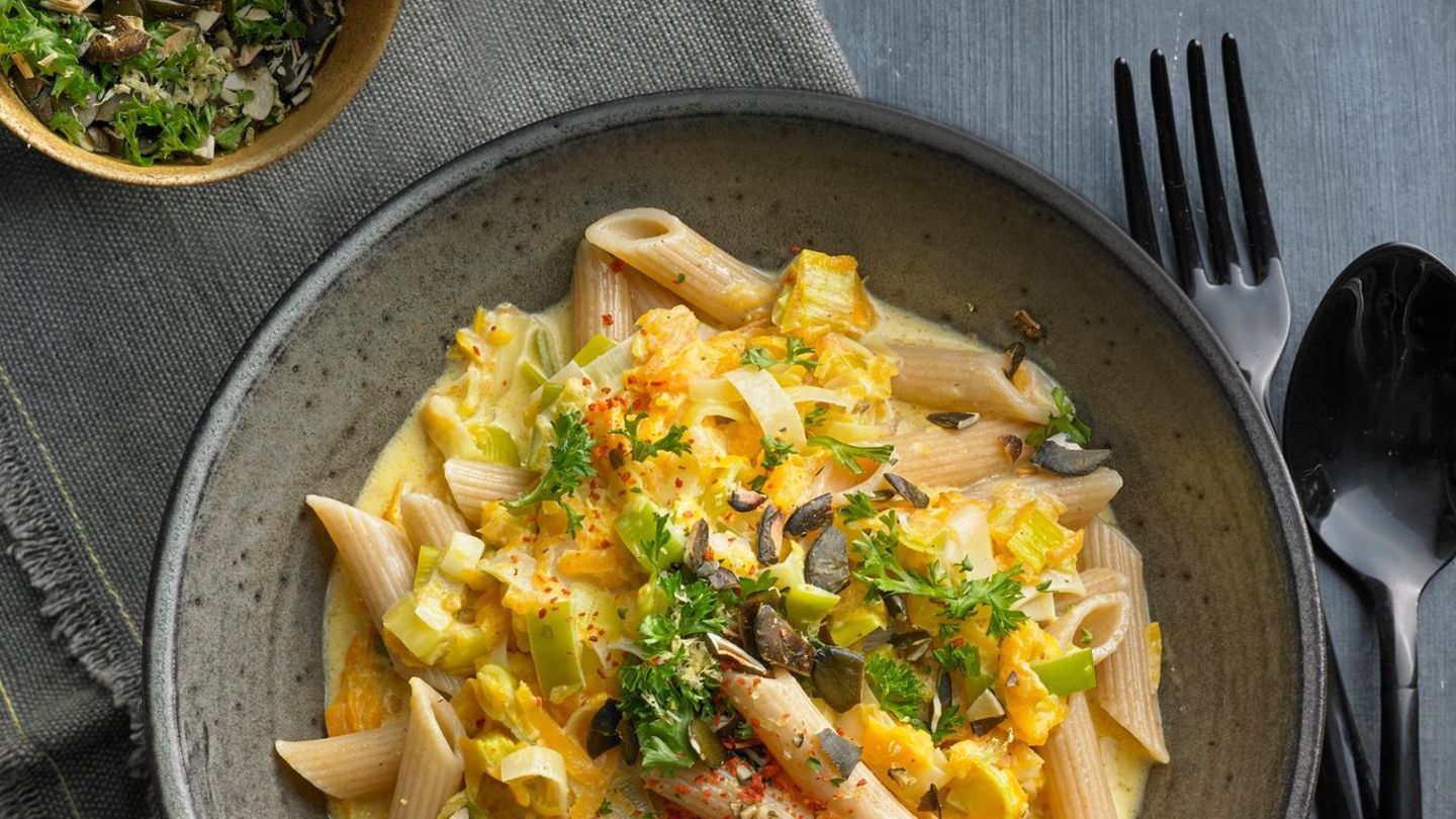 Vollkorn-Penne mit Kürbissauce Rezept - [ESSEN UND TRINKEN]