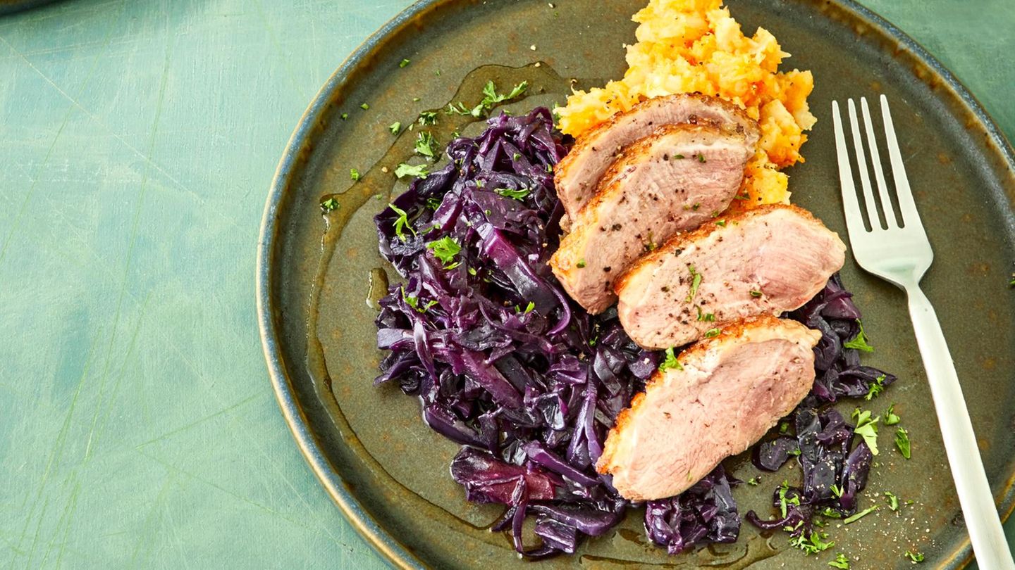 Geschmorter Rotkohl mit Entenbrust Rezept