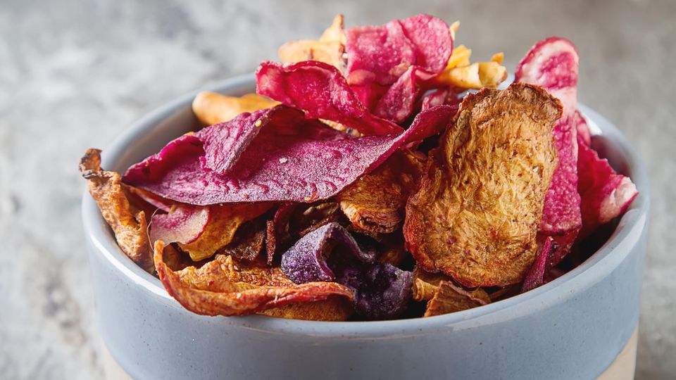 Gemüse-Chips Rezept - [ESSEN UND TRINKEN]
