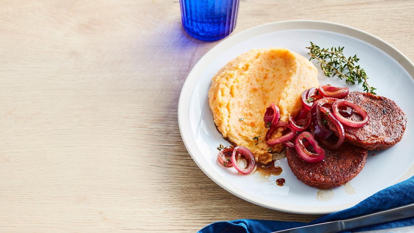 Vegane Buletten mit Wurzelgemüse-Püree Rezept