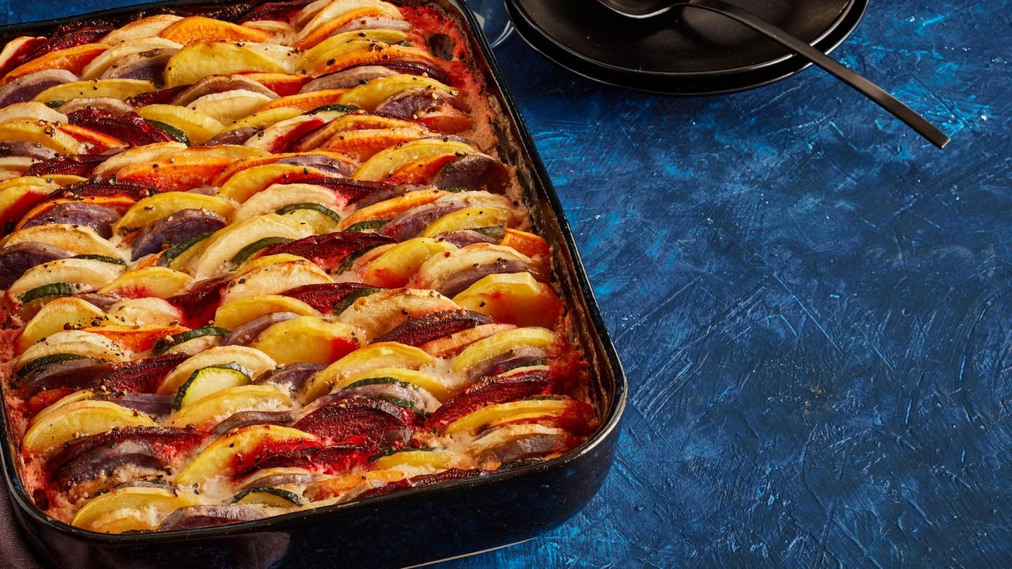 Regenbogen-Gratin mit Süßkartoffeln Rezept