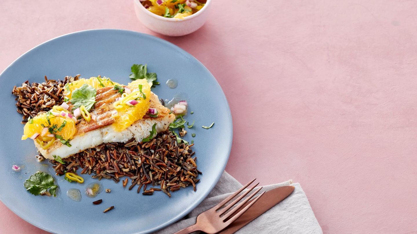 Seelachs mit Orangen-Salsa Rezept
