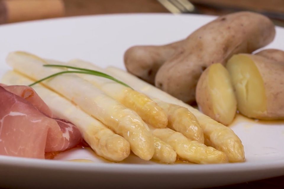 Einfache Schokoladentrüffel Rezept - [ESSEN UND TRINKEN]