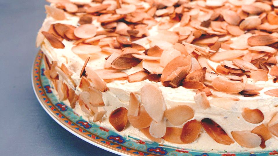 Einfache schwedische Heidelbeersuppe: fruchtig &amp; süß - [ESSEN UND TRINKEN]