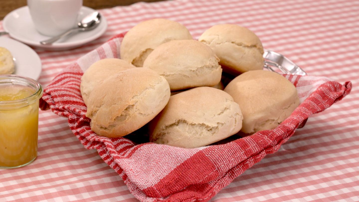Schnelle Hefebrötchen Rezept