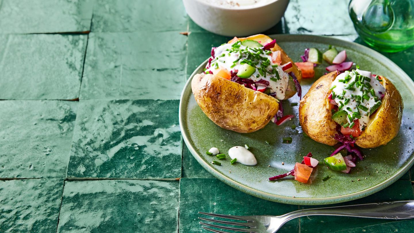 Kumpir mit Gemüse und Zitronen-Dip Rezept