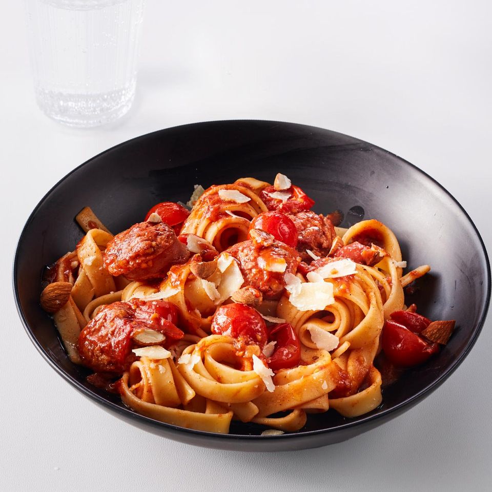 Dorade mit mediterraner Füllung Rezept - [ESSEN UND TRINKEN]