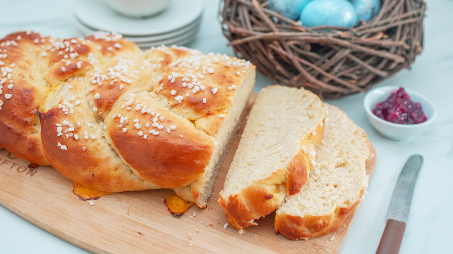Hefezopf – einfach & fluffig backen