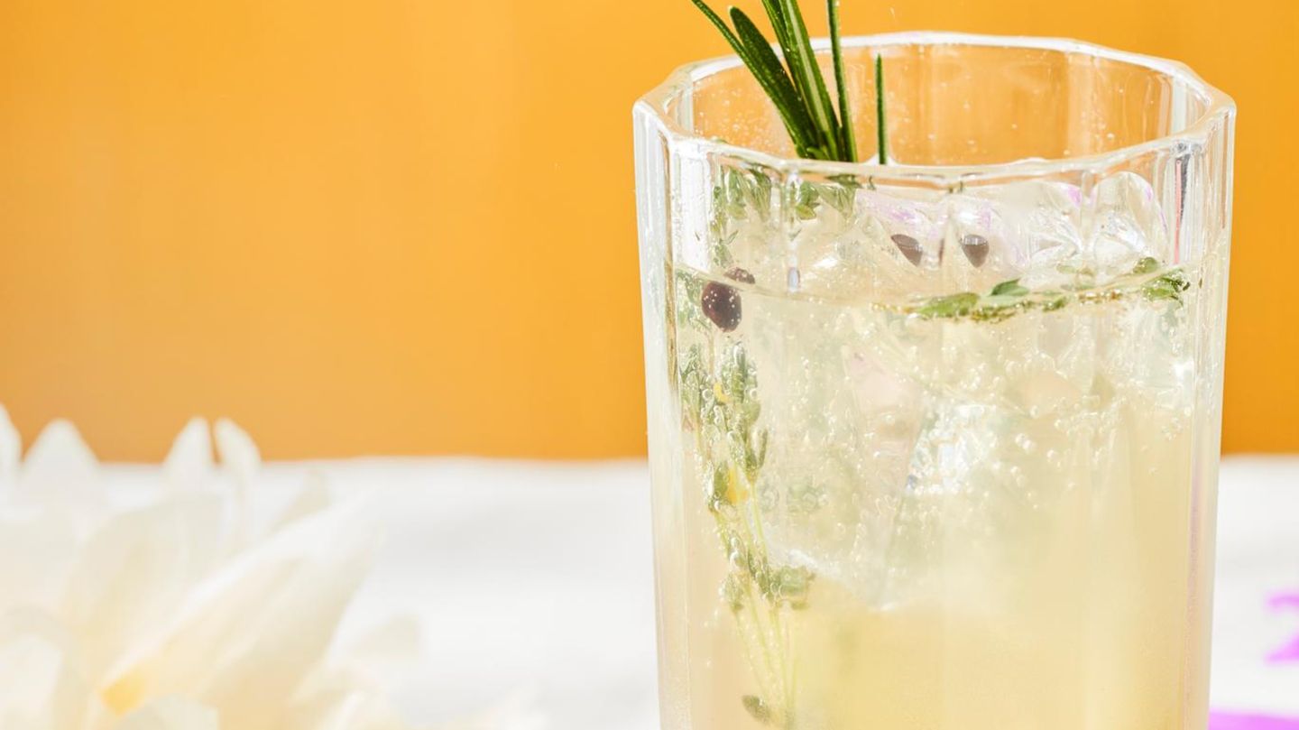 Kräuterlimo Rezept