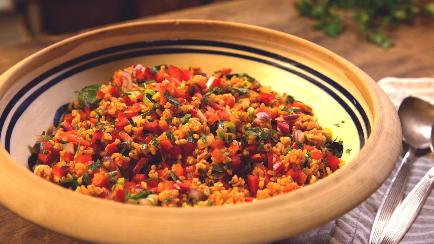 Schneller Bulgursalat mit Spitzpaprika Rezept