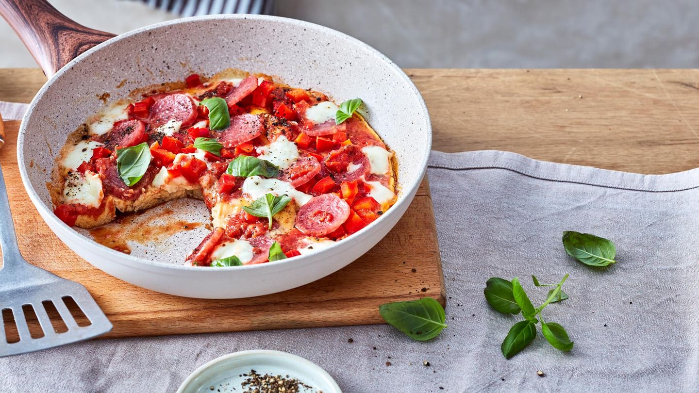 Pizza-Omelett: Low Carb & schnell