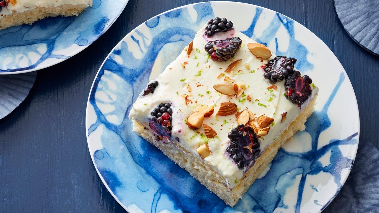 Brombeer-Mascarpone-Kuchen mit Rauchmandeln: cremig &amp; fruchtig - [ESSEN ...