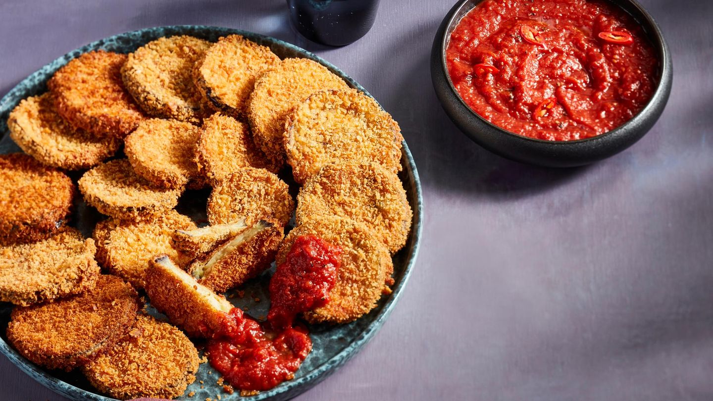 Frittierte Auberginen mit Dip: genialer Snack - [ESSEN UND TRINKEN]