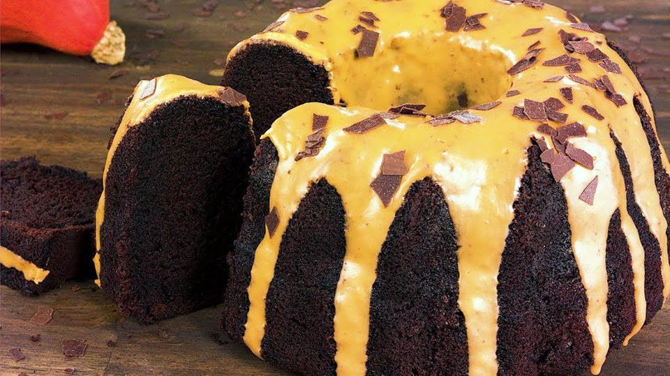 Saftiger Schoko-Kürbis-Gugelhupf - [ESSEN UND TRINKEN]