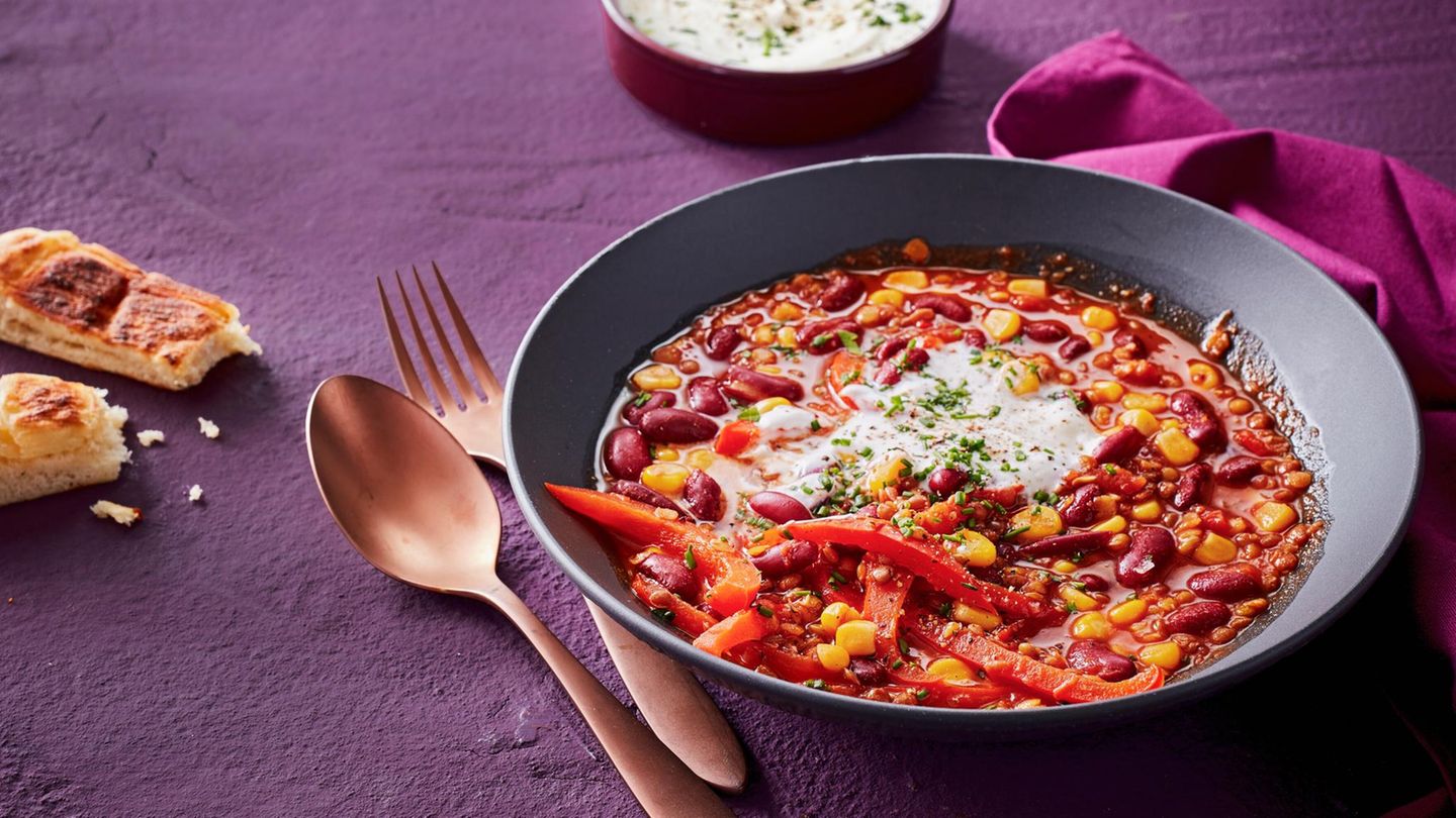 Linsen-Chili: vegetarischer Eintopf - [ESSEN UND TRINKEN]