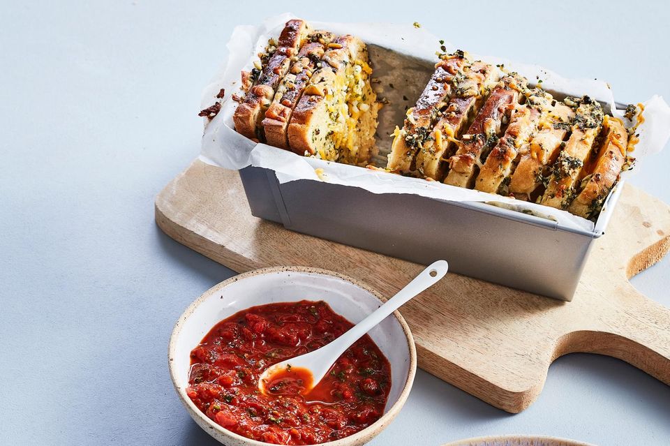 Schweinelendchen in Zwiebel-Rahm-Sauce Rezept - [ESSEN UND TRINKEN]